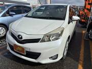2013 TOYOTA VITZ