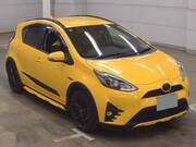 2017 TOYOTA AQUA CROSSOVER