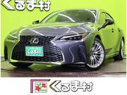 2022 LEXUS IS
