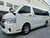 TOYOTA HIACE COMMUTER