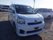 2011 TOYOTA VOXY Z