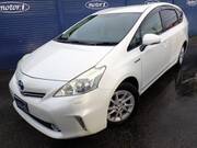 2011 TOYOTA PRIUS ALPHA