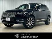 2022 VOLVO XC90