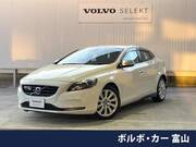 2013 VOLVO V40