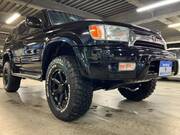 2000 TOYOTA HILUX SURF