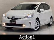 2013 TOYOTA PRIUS ALPHA