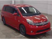 2015 TOYOTA ISIS PLATANA