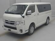 2020 TOYOTA HIACE VAN