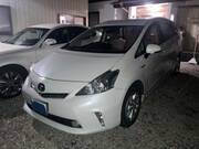 2012 TOYOTA PRIUS ALPHA S