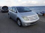 2002 TOYOTA IST 1.5S
