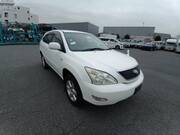 2005 TOYOTA HARRIER 240G