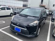 2016 TOYOTA SIENTA X