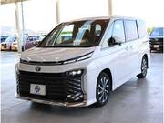 2025 TOYOTA VOXY