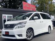 2010 TOYOTA VELLFIRE