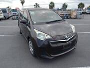 2011 TOYOTA RACTIS G