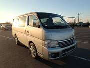 2004 NISSAN CARAVAN