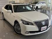 2015 TOYOTA CROWN MAJESTA