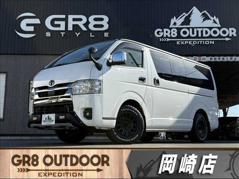 -HIACE VAN
