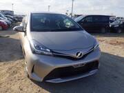 2016 TOYOTA VITZ U