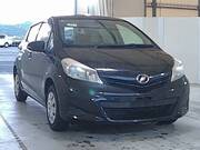 2013 TOYOTA VITZ F