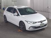 2024 VOLKSWAGEN GOLF