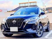 2021 NISSAN KICKS