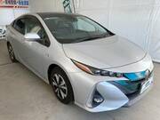 2017 TOYOTA PRIUS PHV