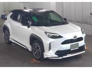 2022 TOYOTA YARIS CROSS