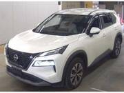 2022 NISSAN X-TRAIL