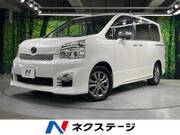 2013 TOYOTA VOXY