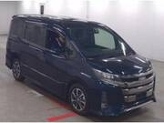 2017 TOYOTA NOAH