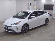2021 TOYOTA PRIUS