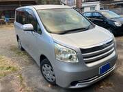 2008 TOYOTA NOAH YY