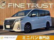 2017 TOYOTA NOAH