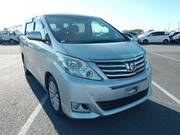 2013 TOYOTA ALPHARD 240X
