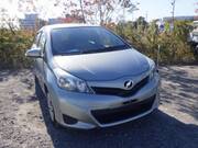 2014 TOYOTA VITZ U