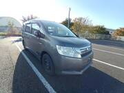 2010 HONDA STEPWAGON