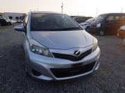 2013 TOYOTA VITZ F