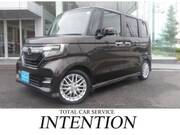 2017 HONDA N-BOX CUSTOM