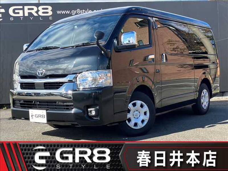 -HIACE VAN