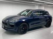 2022 PORSCHE MACAN