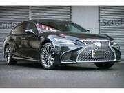 2019 LEXUS LS