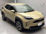 2021 TOYOTA YARIS CROSS HYBRID Z