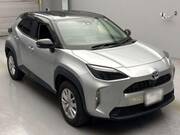 2022 TOYOTA YARIS CROSS