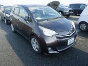 2012 TOYOTA RACTIS G