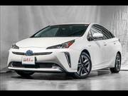 2019 TOYOTA PRIUS