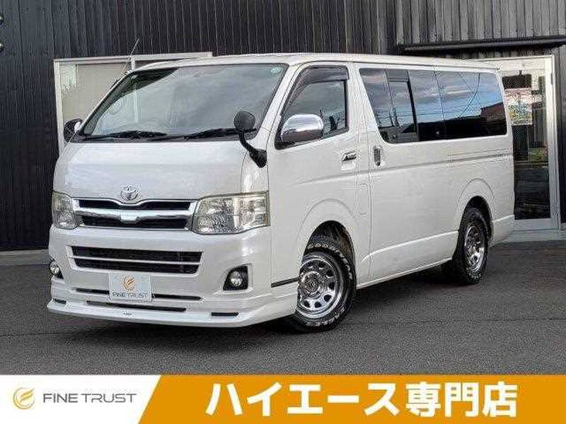 -HIACE