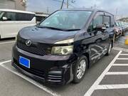 2010 TOYOTA VOXY Z