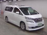 2013 TOYOTA VELLFIRE
