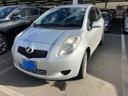 2005 TOYOTA VITZ F